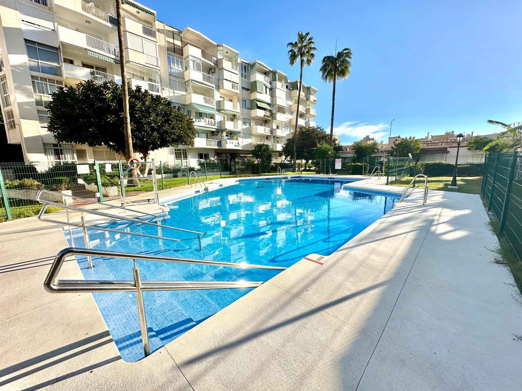 Gorgeous Apartment At The Sea In La Carihuela! Torremolinos Exterior photo
